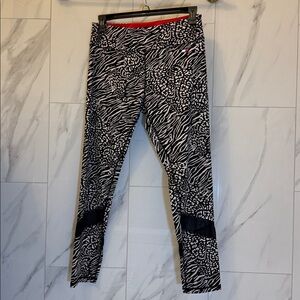 Tommy Hilfiger Black and White Patterned Leggings